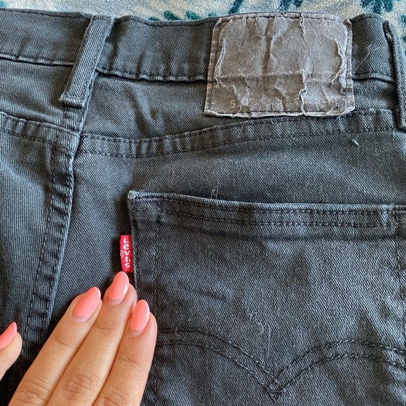 Black Vintage Levi's - Picture 3 of 4